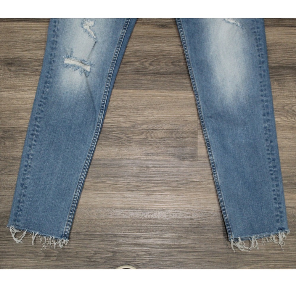 Vigoss Thompson Tomboy Jeans Size 30 Distressed Frayed Hem Light Wash Denim‎ - Picture 6 of 11